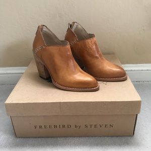 Freebird by Steven Booties